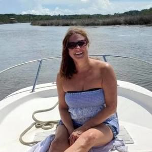 Meet your Posher, Julie